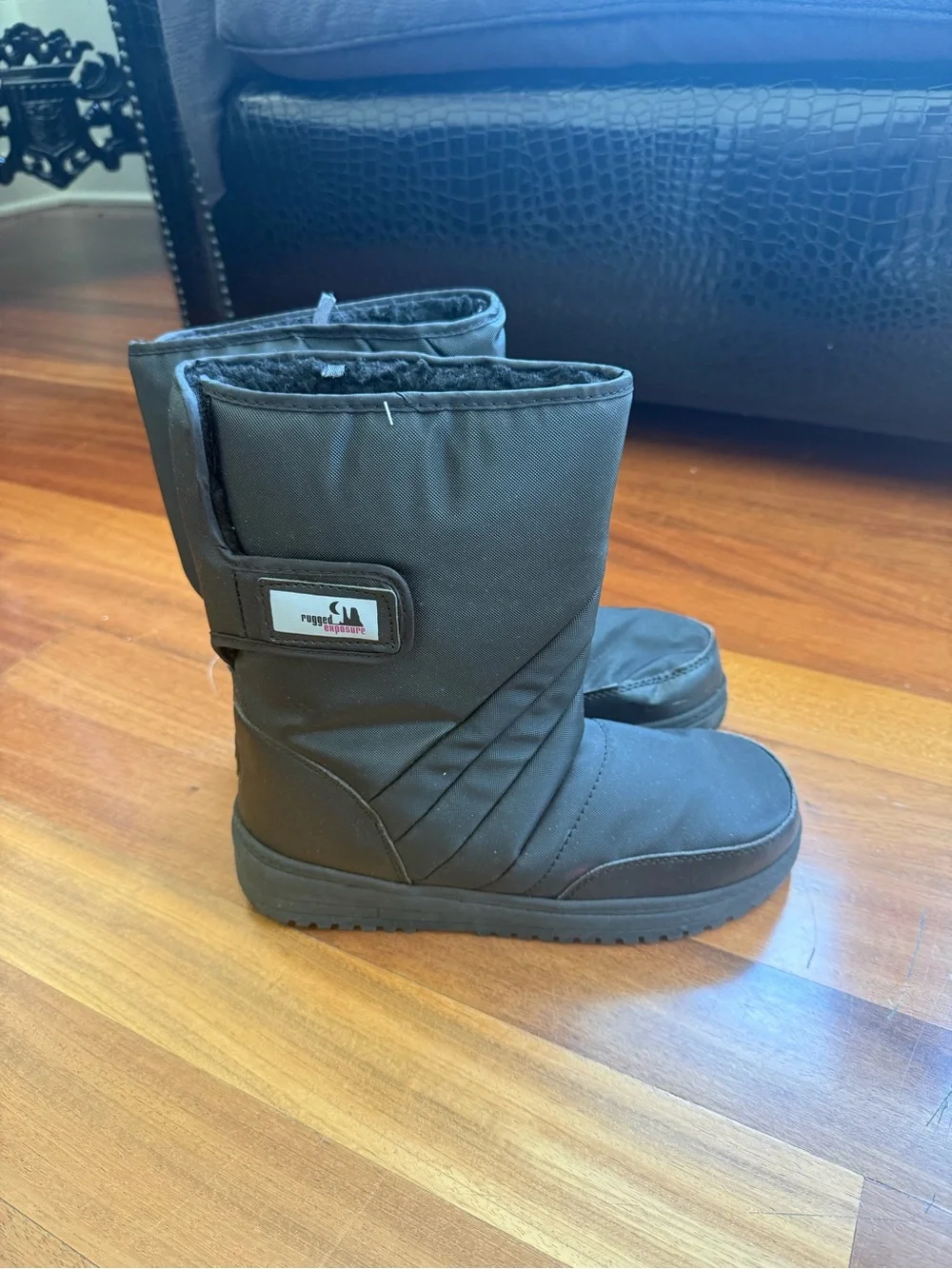 Kids Black Winter Boots with Cozy Lining - Rugged Outdoor Style